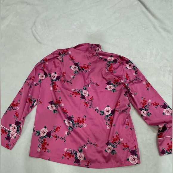 Satin Like Victorias Secret Flower Pijama Set - Picture 6 of 12